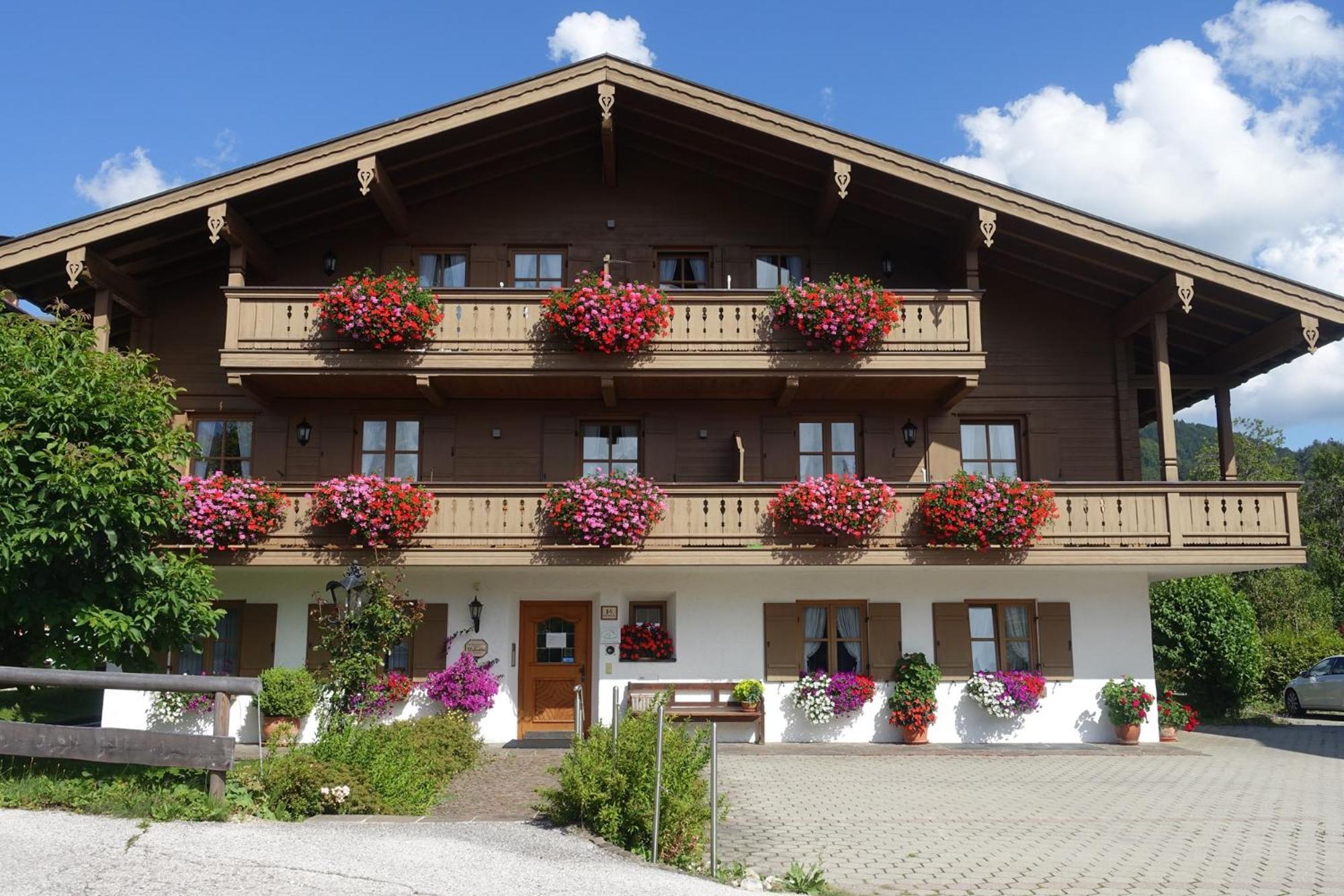 Haus Schmiederer Apartamento Reit im Winkl Exterior foto
